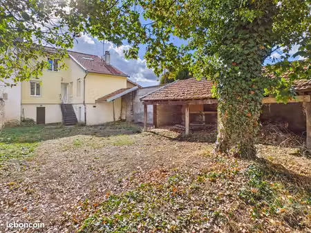 maison 5 pièces 115 m²