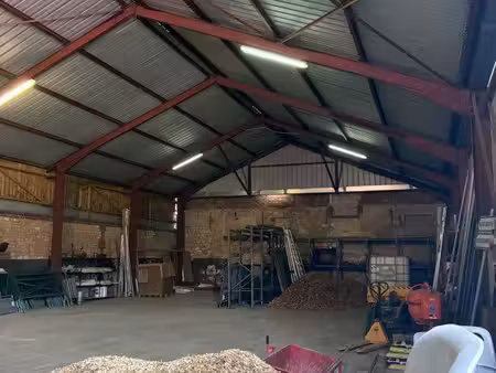◊à louer – local d'activité de 338 m² –