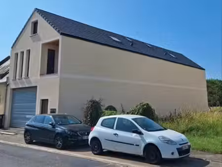 2 appartements + grand garage