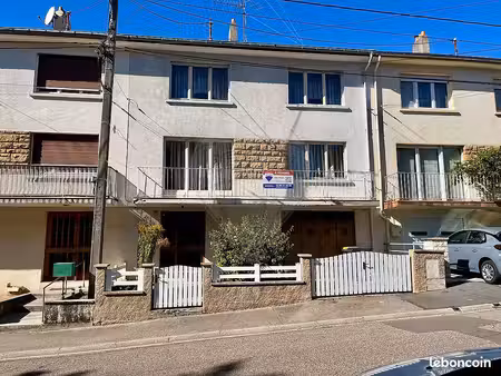 maison 6 pièces 130 m²