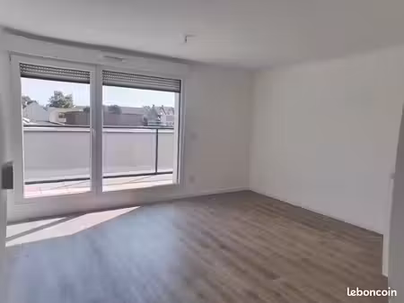 studio 1 pièce 30 m²
