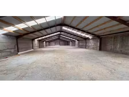 place de stationnement à louer à forest pour € 750