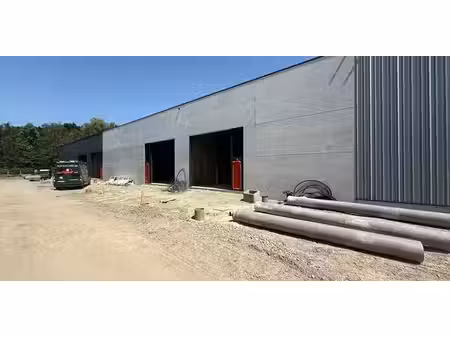 bâtiment d’entreprise à louer à anzegem pour € 875