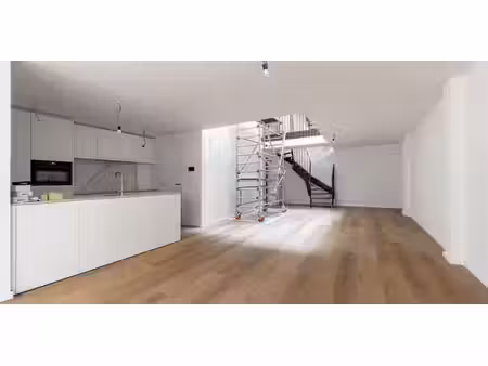 appartement à louer à bruxelles pour € 2.650 avec 2 chambres à coucher