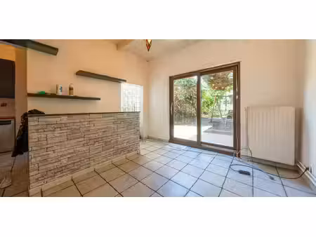 appartement à vendre à ixelles pour € 297.000 avec 1 chambre à coucher