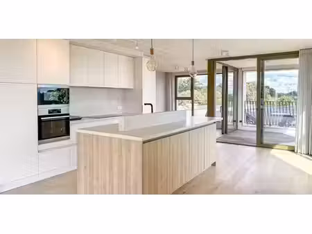 penthouse à louer à sint-amandsberg pour € 2.950 avec 4 chambres à coucher