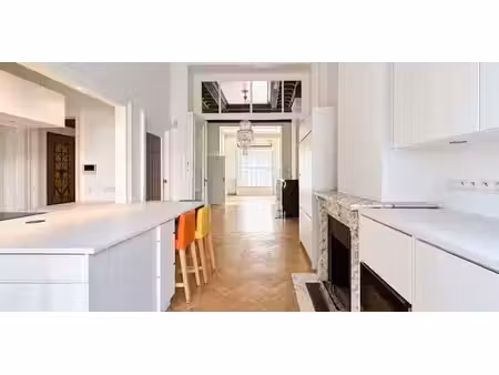 maison à louer à bruxelles pour € 4.600 avec 7 chambres à coucher