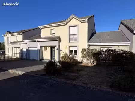 maison 6 pièces 140 m²