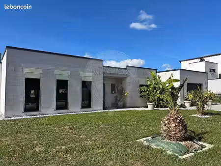 maison 4 pièces 148 m²