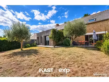 longère 6 pièces 154 m²