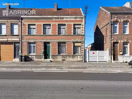 maison 8 pièces 162 m²