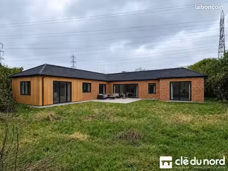terrain 1000 m² attiches