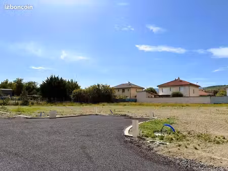 terrain 466 m² cebazat