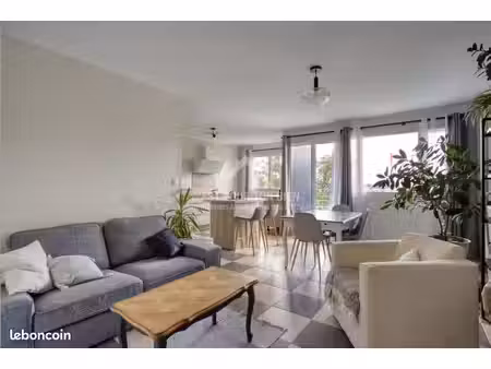 appartement 3 pièces 69 m²