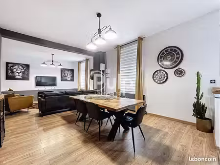 maison de ville 6 pièces 139 m²
