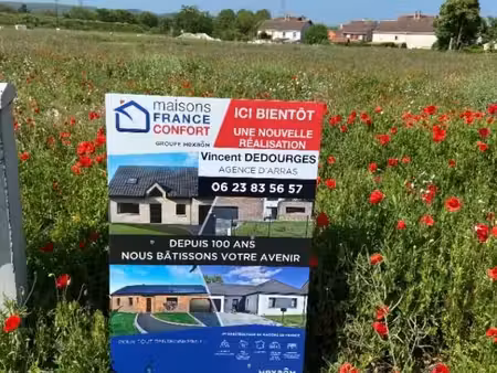 terrain 1 299 m² dieval