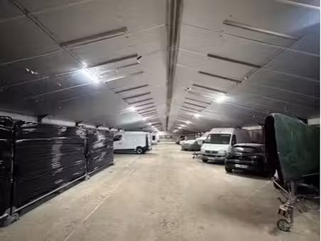 box de stockage / hivernage / garde-meuble / garage