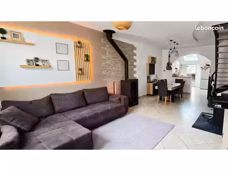 hazebrouck – maison rénovée 96 m² – jardin 263 m² – 2 chambres – comble