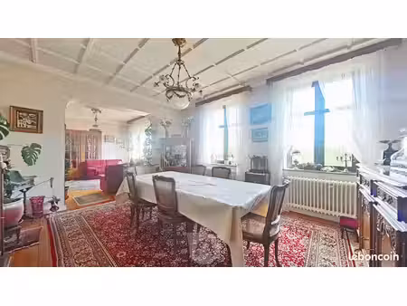 maison 11 pièces 268 m²