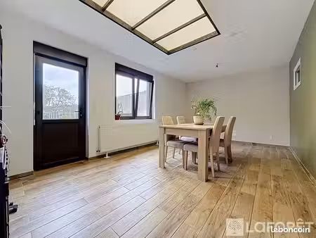 maison 5 pièces 111 m²