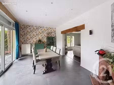 maison 4 pièces 166 m²