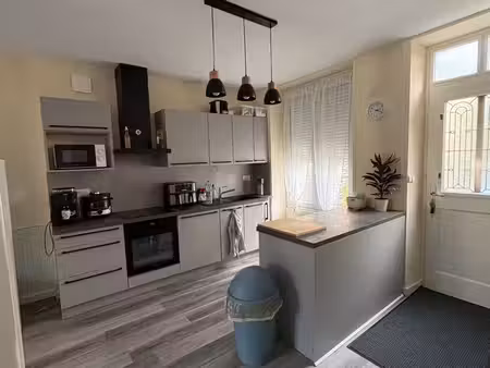 maison rénovée 103 m² – 3 chambres – garage 40 m² – terrain 450 m² – reuilly