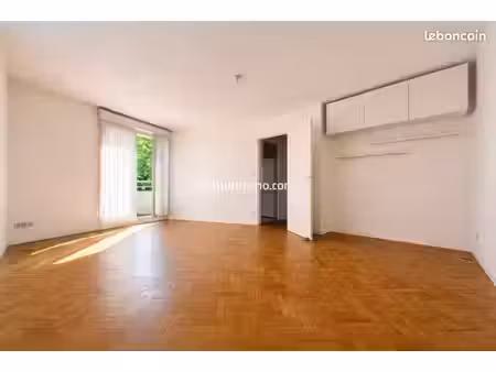 appartement 2 pièces 52 m²