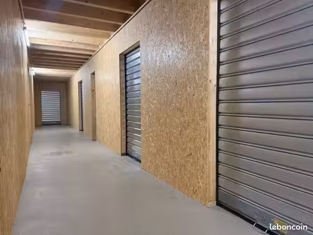 a louer box de stockage - 3 5m² à 55 m²