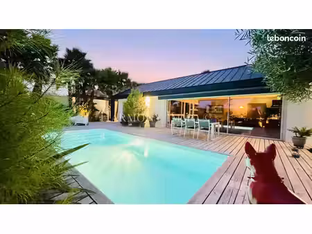 villa 4 pièces 122 m²