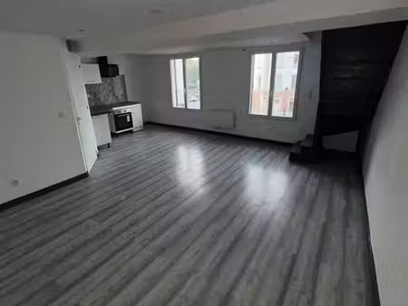 f3 duplex entièrement rénové beauvais quartier voisinlieu