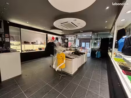 immeuble 10 pièces 298 m²