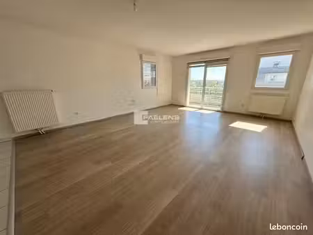 appartement 3 pièces 74 m²