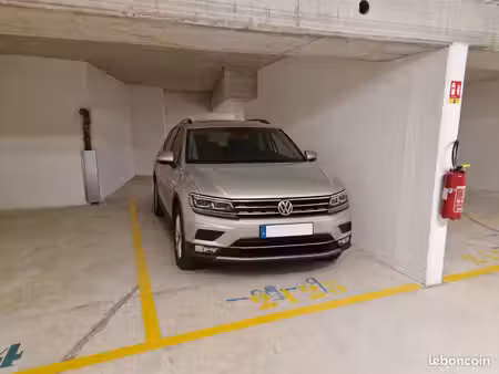 parking neuf sécurisé en sous-sol