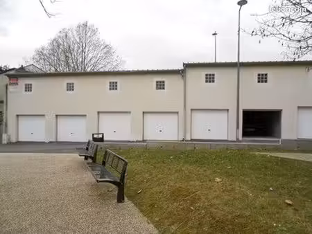 garage/box 26 m² montataire