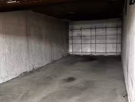 location à l'année box double fermé