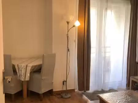 beau studio meublé 22m² en plein centre ville