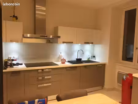apparemment duplex hyper centre
