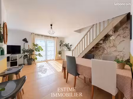 triplex 4 pièces 103 m²