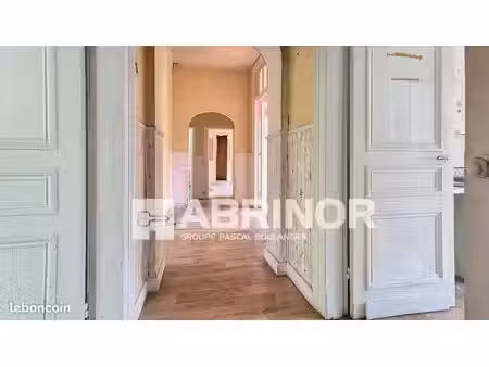 maison 13 pièces 350 m²