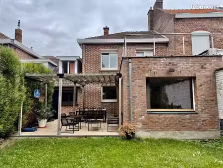 maison 4 pièces 94 m²