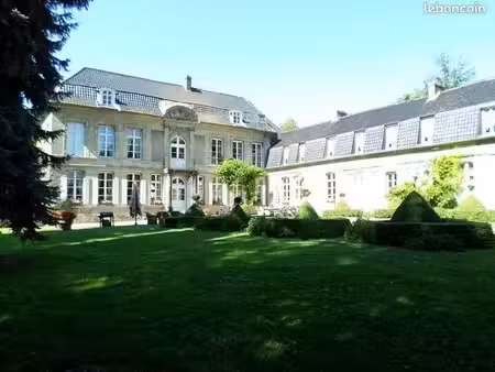 immeuble 30 pièces 1270 m²
