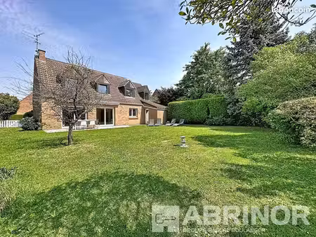 maison 5 pièces 151 m²
