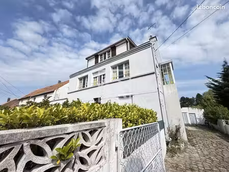 immeuble 9 pièces 172 m²