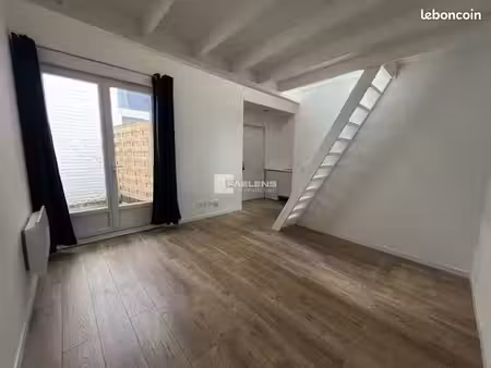 studio 1 pièce 22 m²