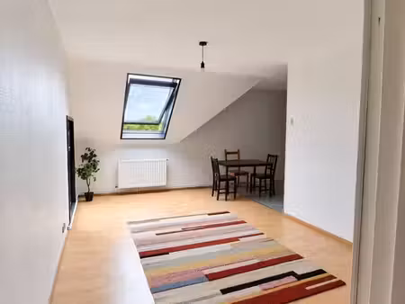 t2 meublé de 48 m² – centre de roubaix – ascenseur