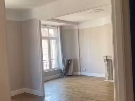 appartement 84m2 - la madeleine saint-maur
