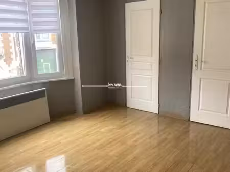 local commercial 600 m²