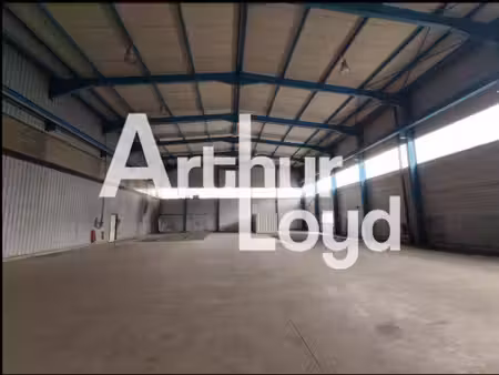 local d'activités à louer