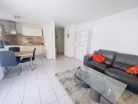 chambery covet  joli t2 entièrement meublé et équipé