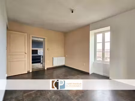 t3 dans petite copropriété à macon.